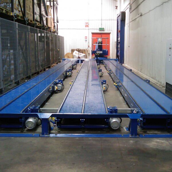 chain conveyor lineup